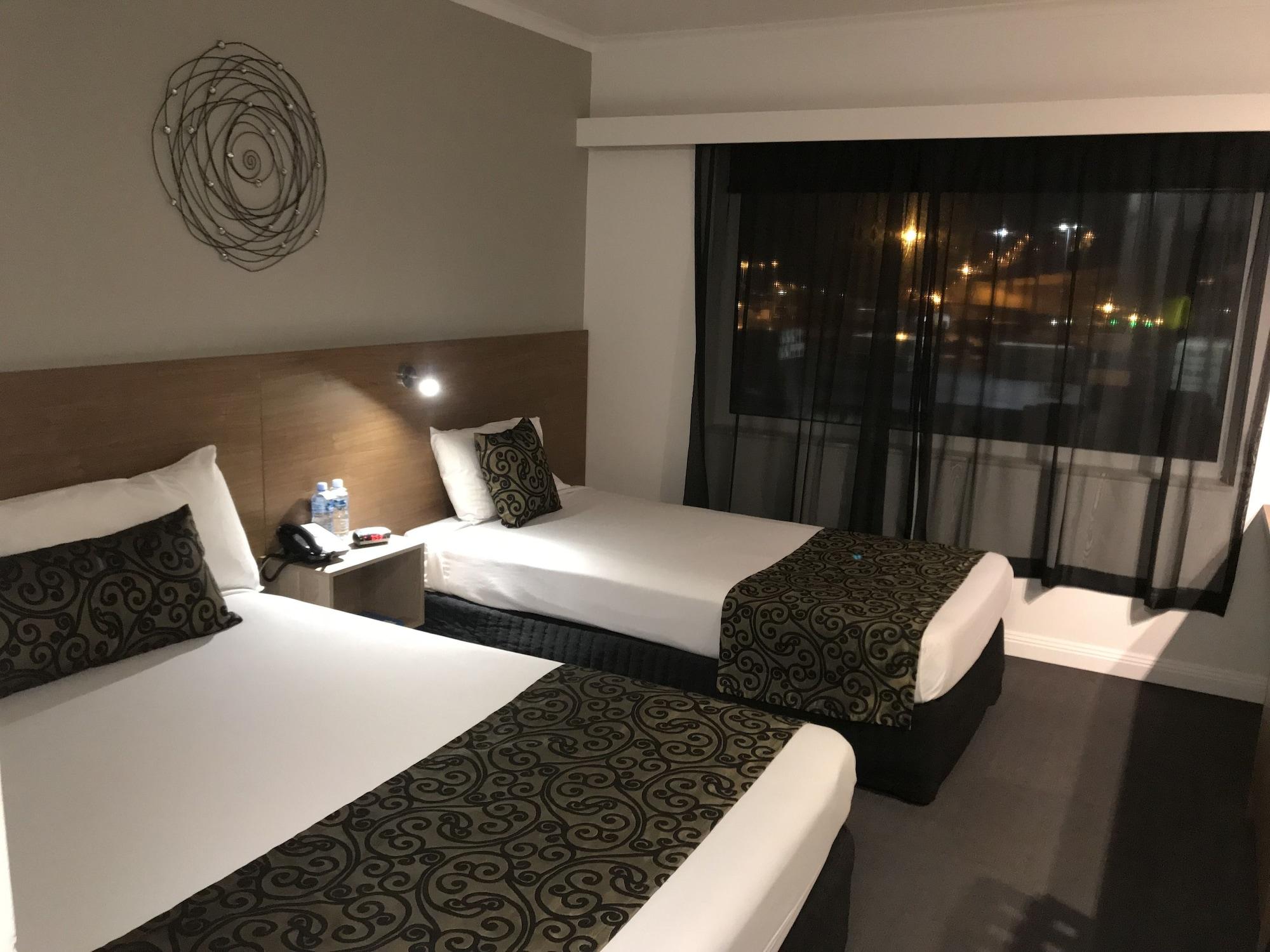 Burnie Central Townhouse Hotel מראה חיצוני תמונה
